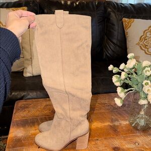 Mi.iM Knee-High Suede Heeled Boots in Light Taupe